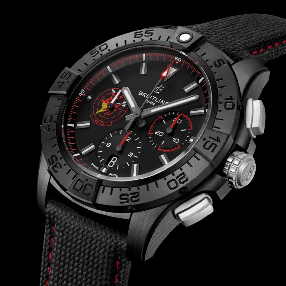 Breitling Avenger B01 Chronograph 44 Night Mission Dust Devils Precios de Black Friday