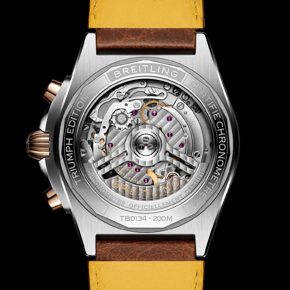 Breitling Chronomat B01 42 Triumph Devoluciones gratuitas