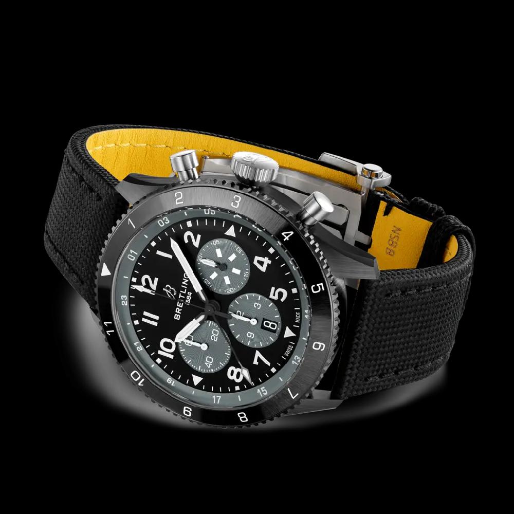 Breitling Super AVI B04 Chronograph GMT 46 Mosquito Night Fighter Promoción por tiempo limitado