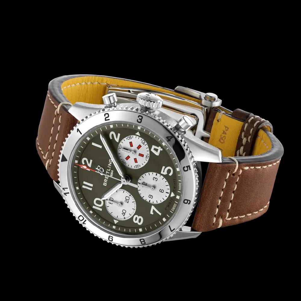 Breitling Classic AVI Chronograph 42 Curtiss Warhawk Promoción trimestral