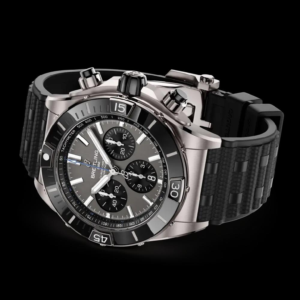 Breitling Super Chronomat B01 44 Grandes ahorros
