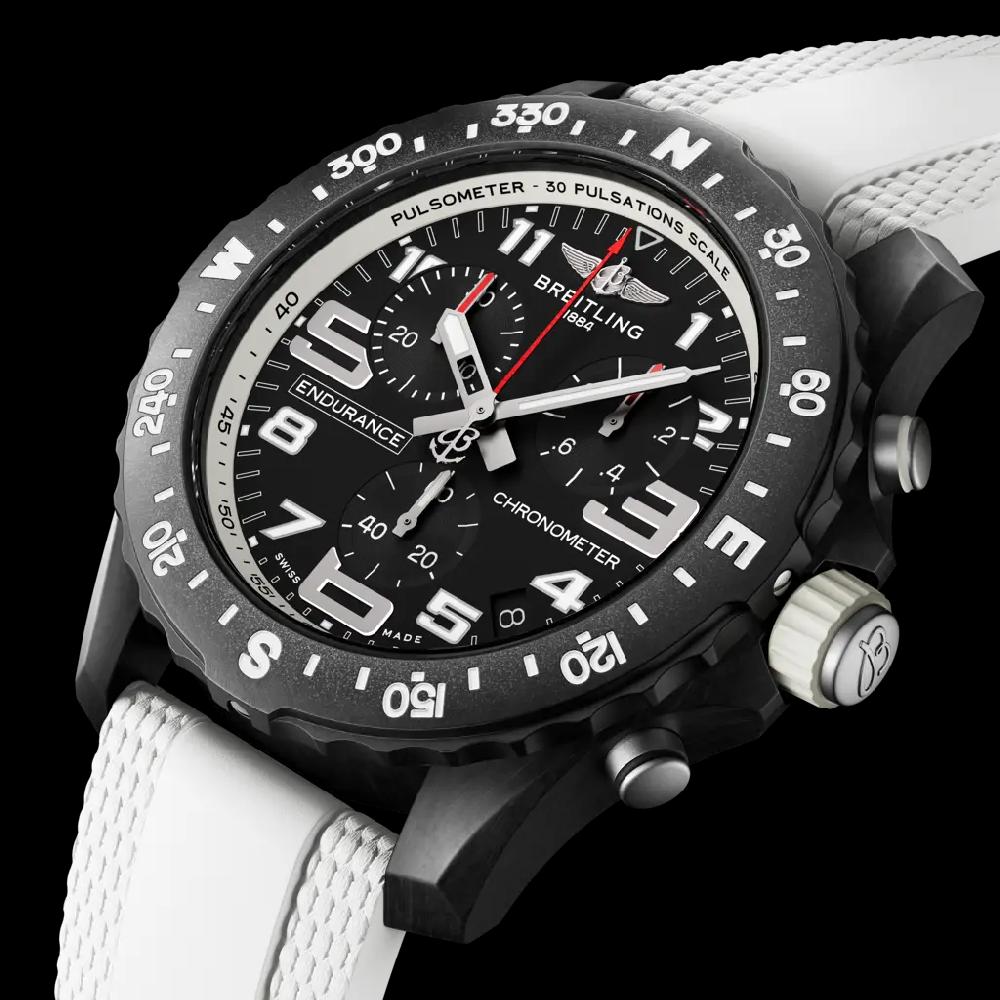 Breitling Endurance Pro 44 Rebajas de fin de temporada