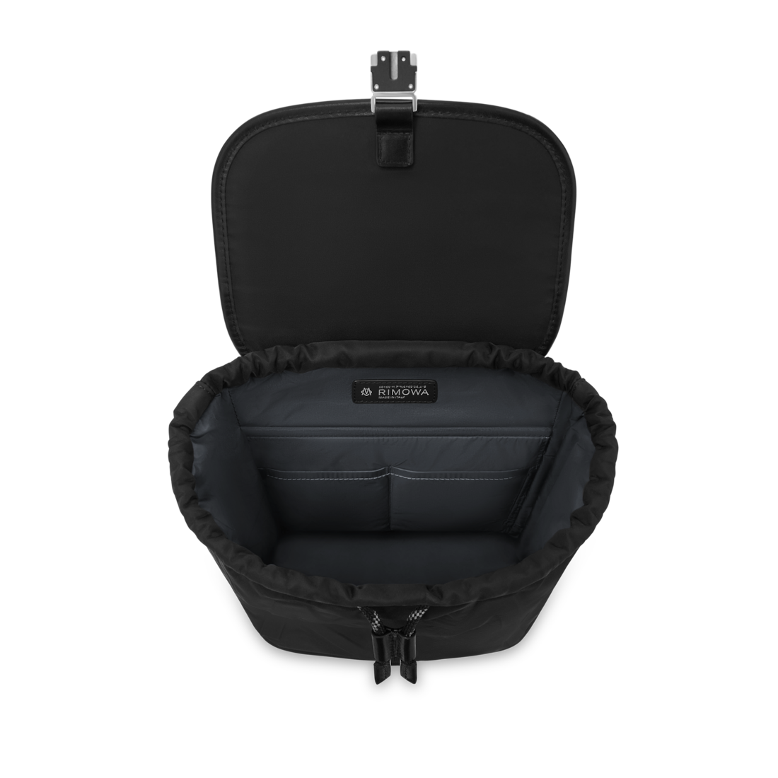Rimowa Mochila de nailon ECONYL® con solapa Signature - NEGRA Ahorra y exporta