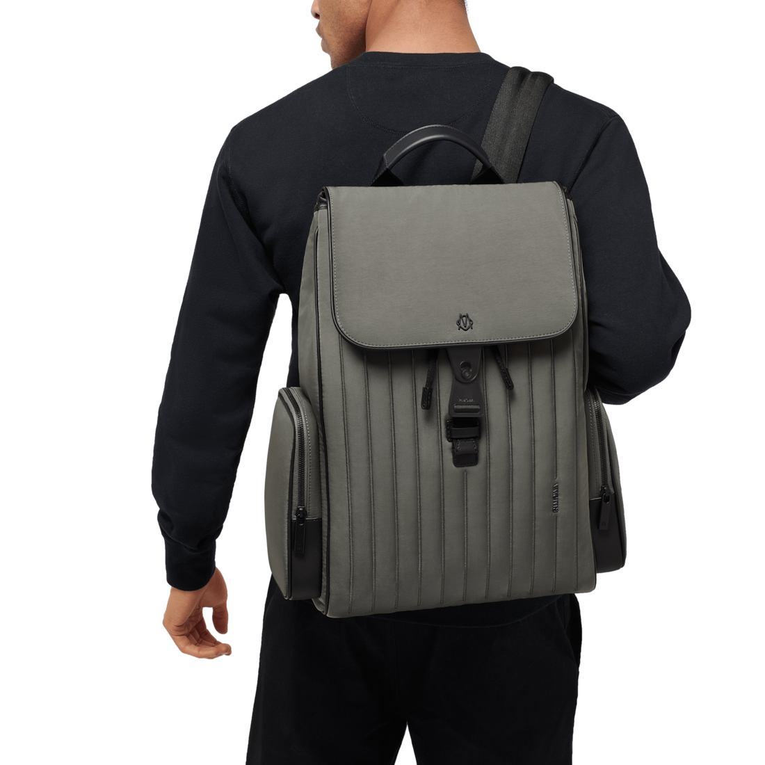 Rimowa Mochila grande con solapa de nailon Never Still COMPRAR AHORA