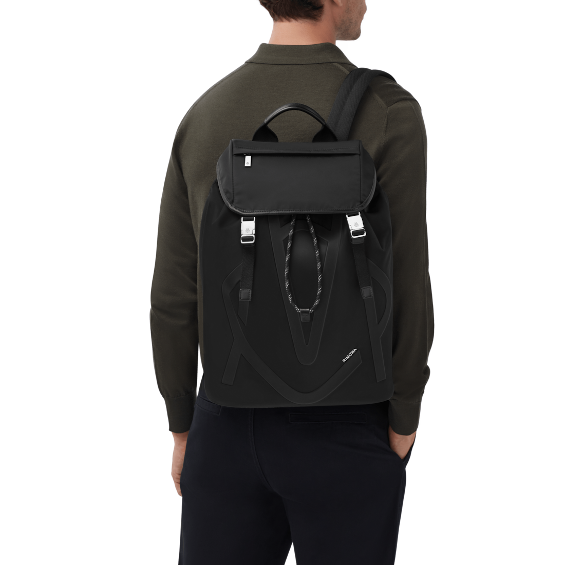 Rimowa Mochila de nailon ECONYL® con solapa Signature - NEGRA Últimos 2 días
