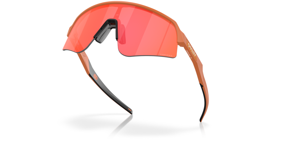 Oakley Gafas de sol Sutro Lite Sweep en Prizm Trail Torch Ginger Envío gratis