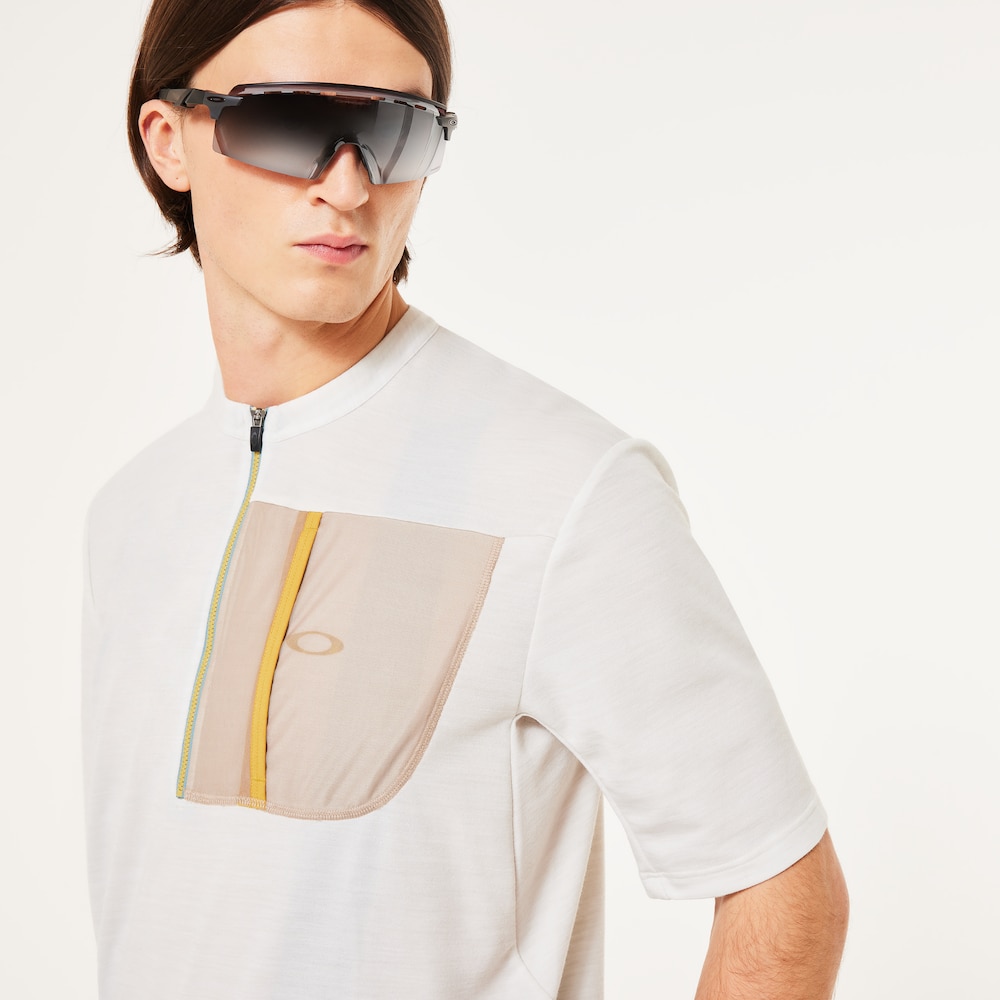 Oakley Oakley Off Grid SS Tech Tee Solo hoy