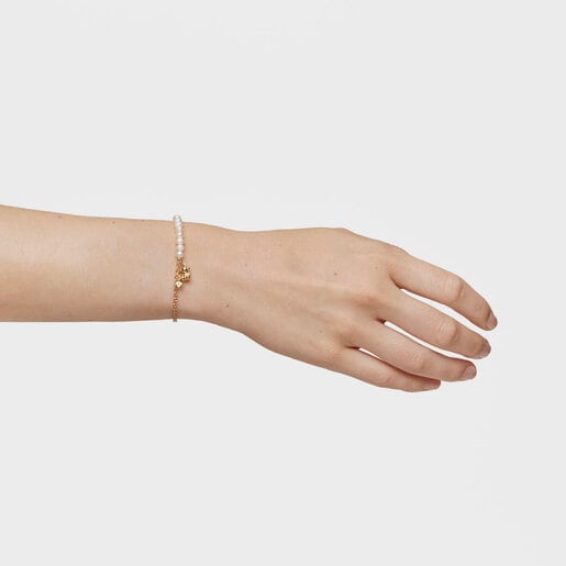 Tous Pulsera cadena oso con baño de oro sobre plata perlas cultivadas y peridoto Bold Bear Última moda