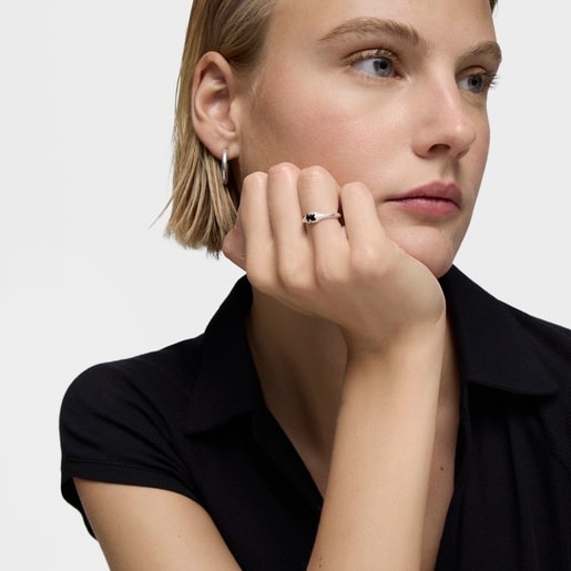 Tous Anillo pequeño de plata y motivo oso en ónix Icon Color Grandes descuentos